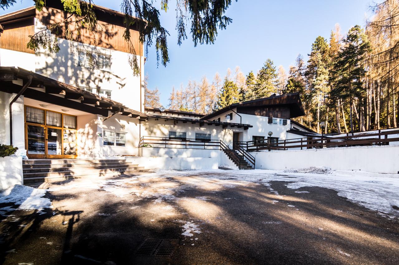 Royal Hotel Paolino Cavareno Buitenkant foto