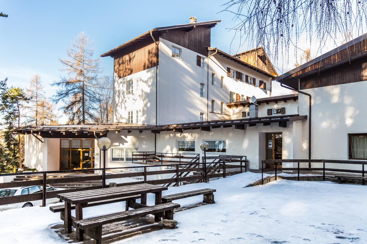 Royal Hotel Paolino Cavareno Buitenkant foto
